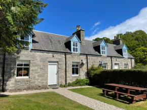 Burnside & Jocks Cottage on the Blarich Estate